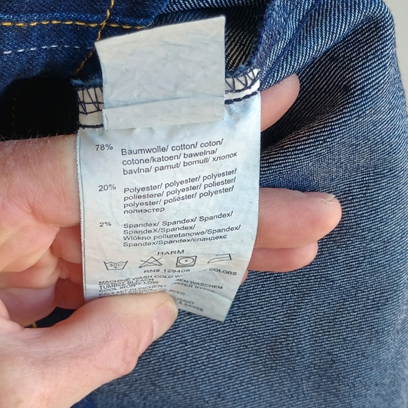 Venus - Picture 4 of 7